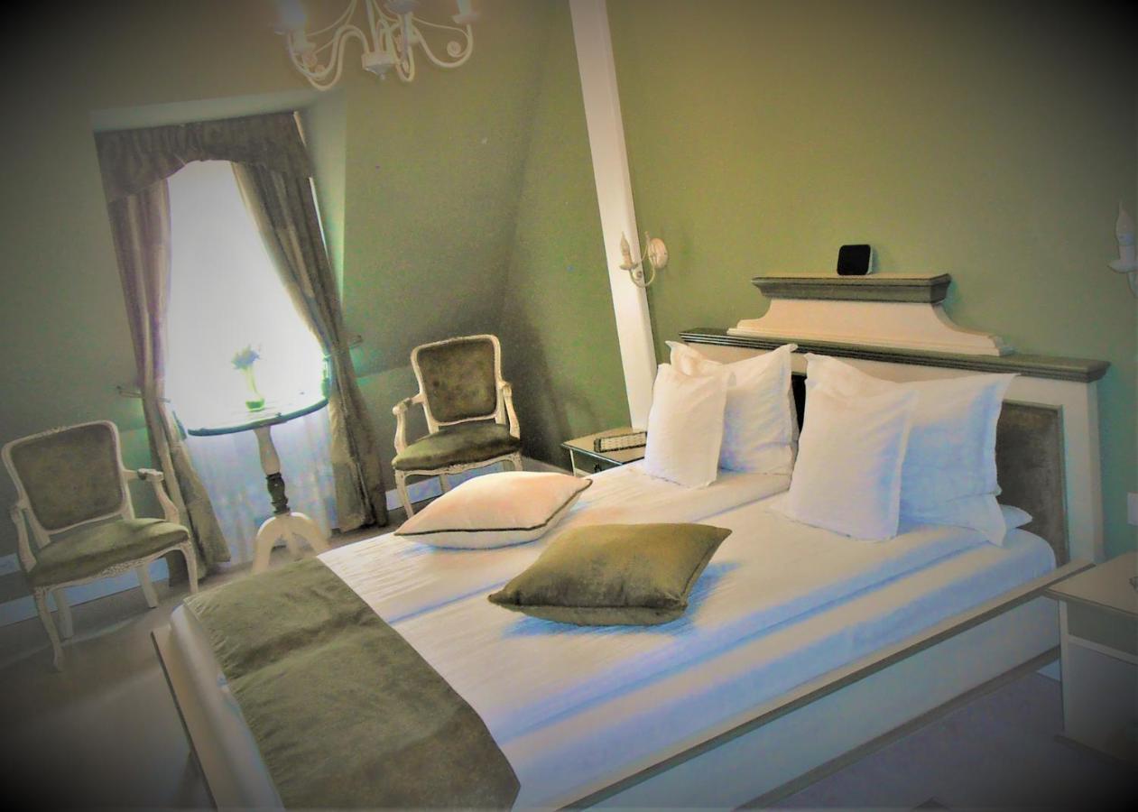 Gothic House Apartment Sibiu Bagian luar foto