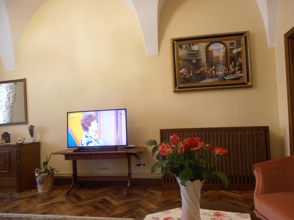 Gothic House Apartment Sibiu Bagian luar foto