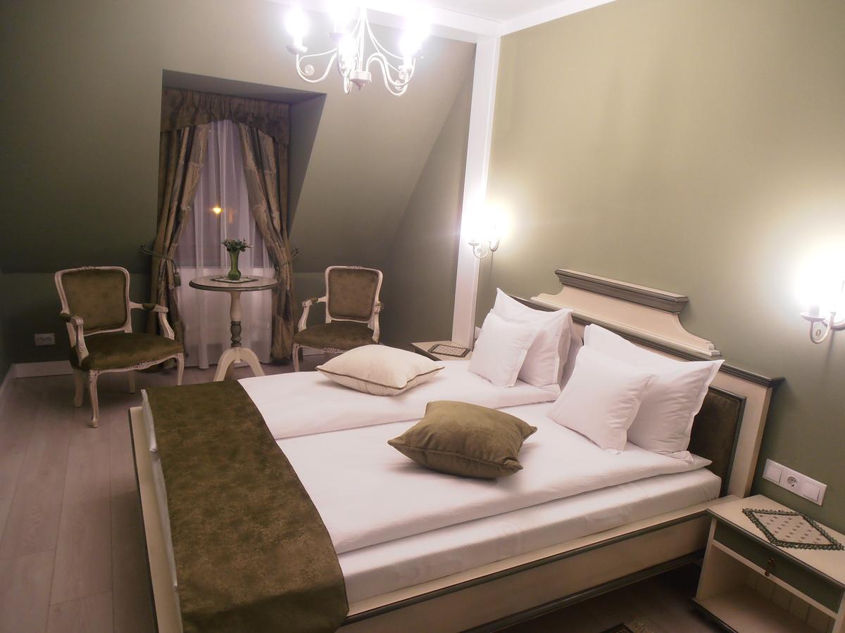 Gothic House Apartment Sibiu Bagian luar foto