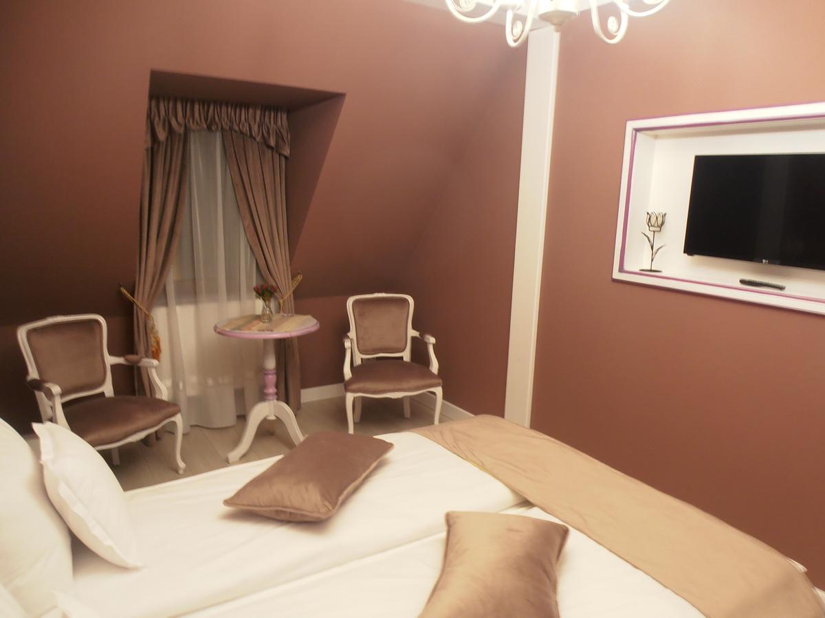 Gothic House Apartment Sibiu Bagian luar foto