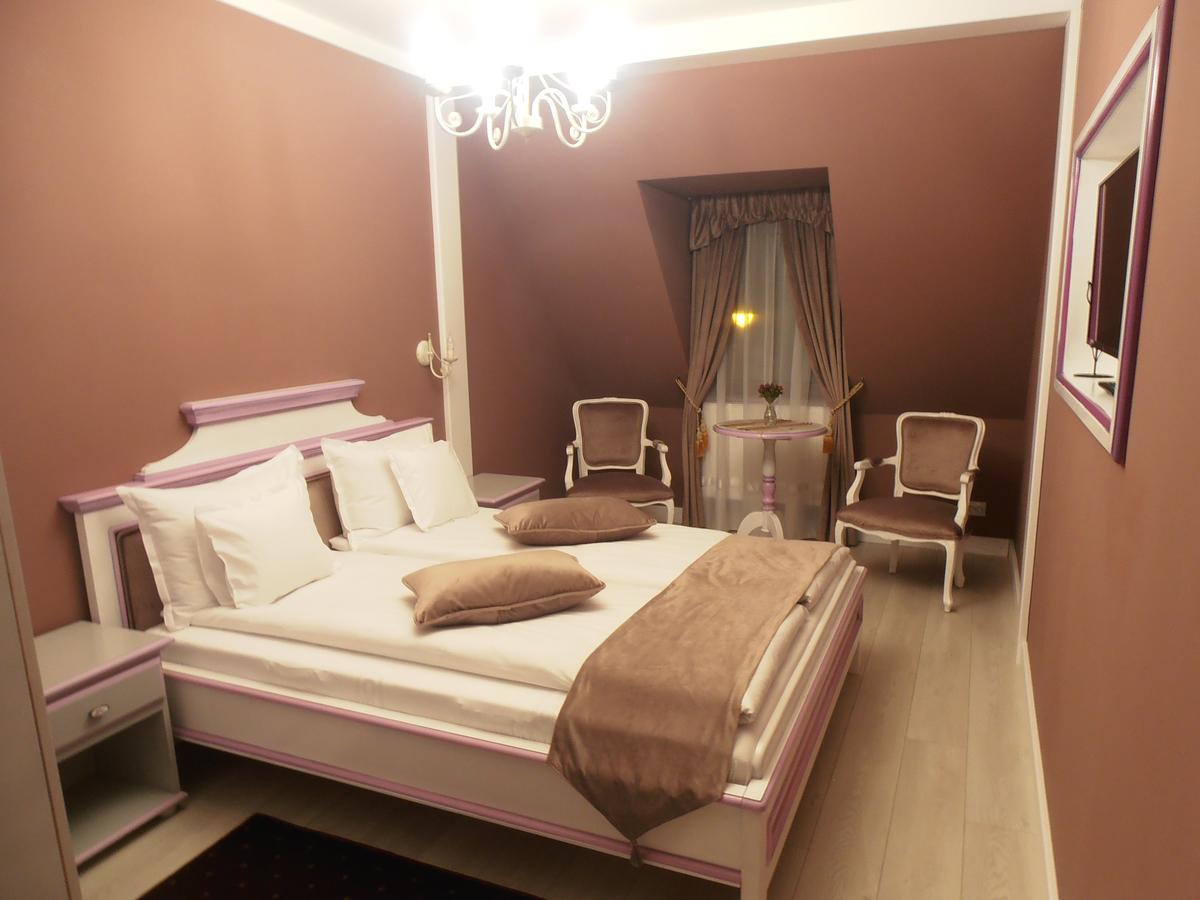 Gothic House Apartment Sibiu Bagian luar foto