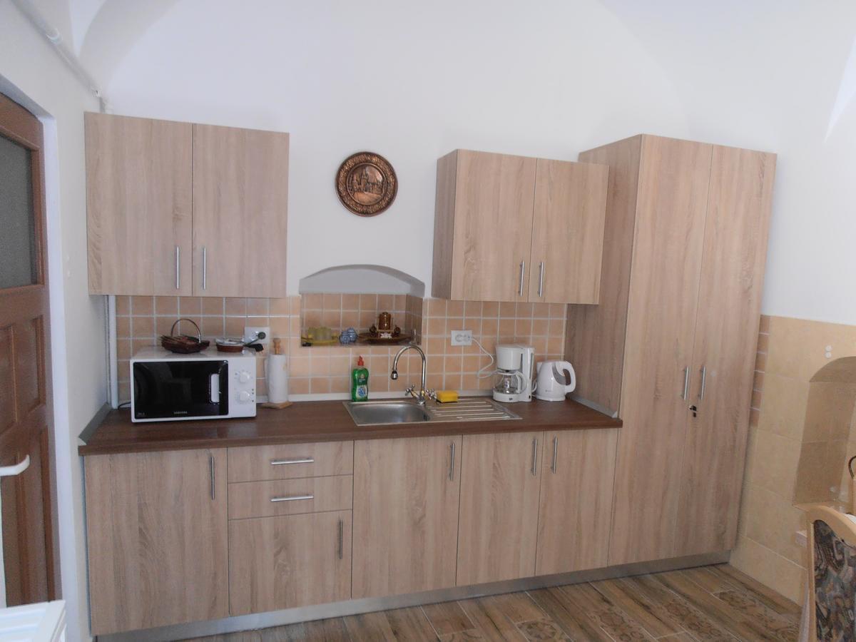 Gothic House Apartment Sibiu Bagian luar foto