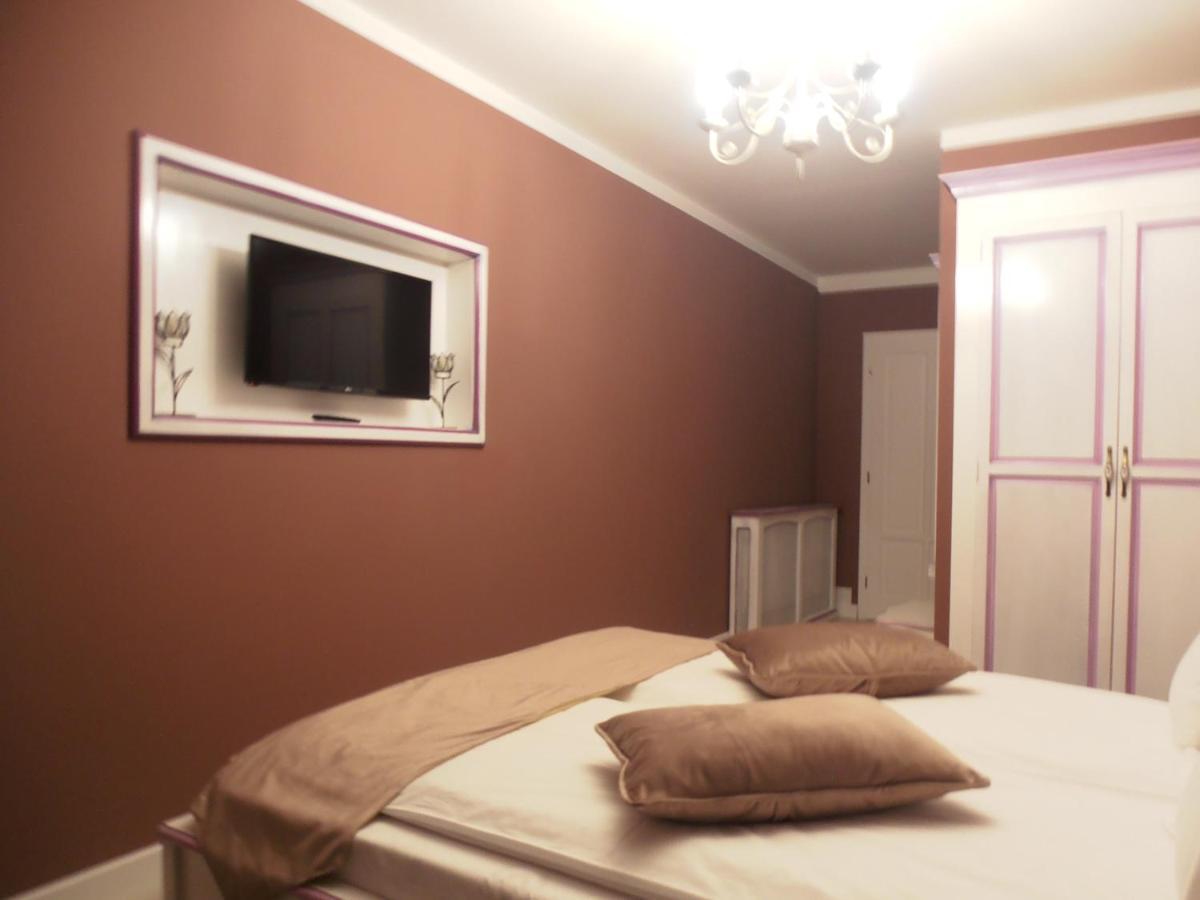 Gothic House Apartment Sibiu Bagian luar foto